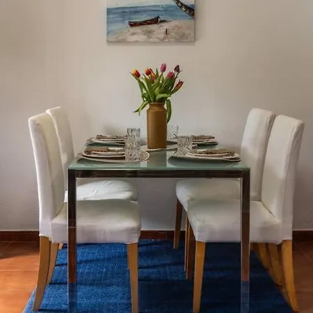 Elviria Beachside House * 马尔韦利亚